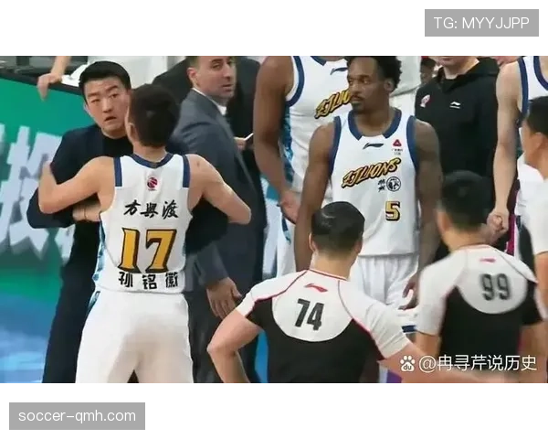 详解篮球防守犯规和进攻犯规区别的判定规则 详解篮球防守犯规和进攻犯规区别的判定规则